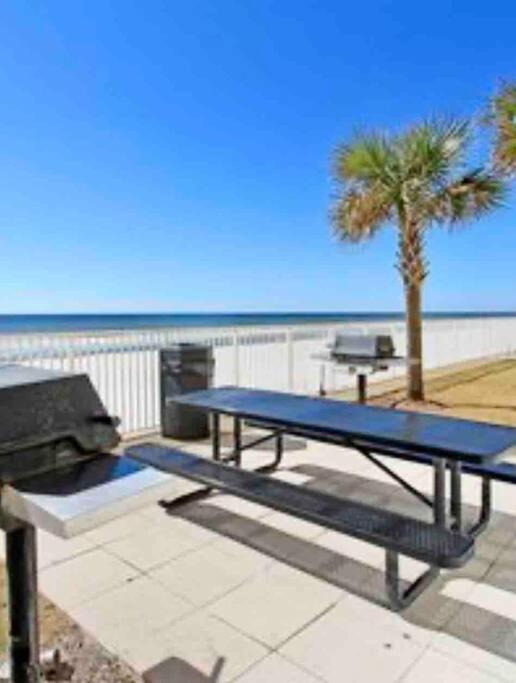 Tropic Winds 1701 Premium Corner Unit With 2 Parkings! Free Beach Chairs Service! Панама-Сити Экстерьер фото